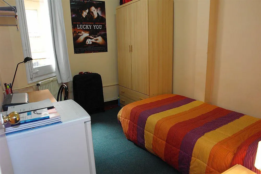 Apartment Residencia Universitaria San Marius- Muntaner Barcelona