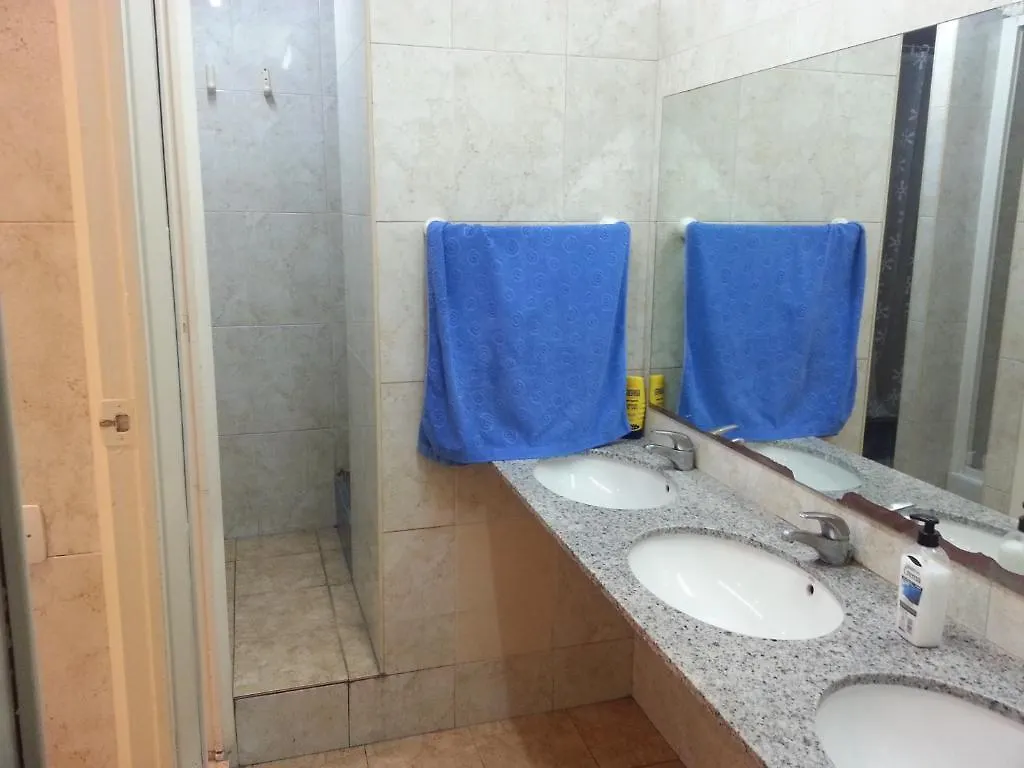 Residencia Universitaria San Marius- Muntaner Barcelona Apartment