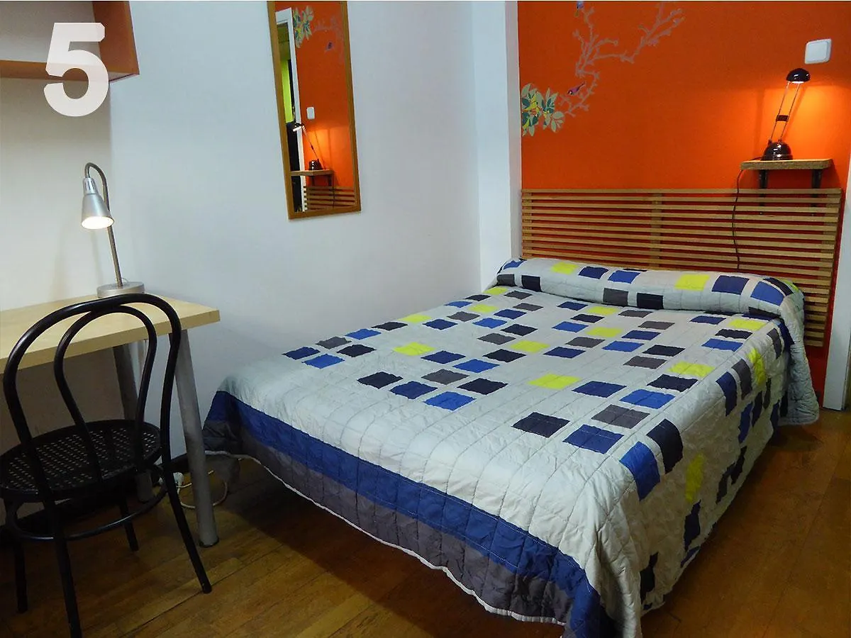 Residencia Universitaria San Marius- Muntaner Barcelona Apartment