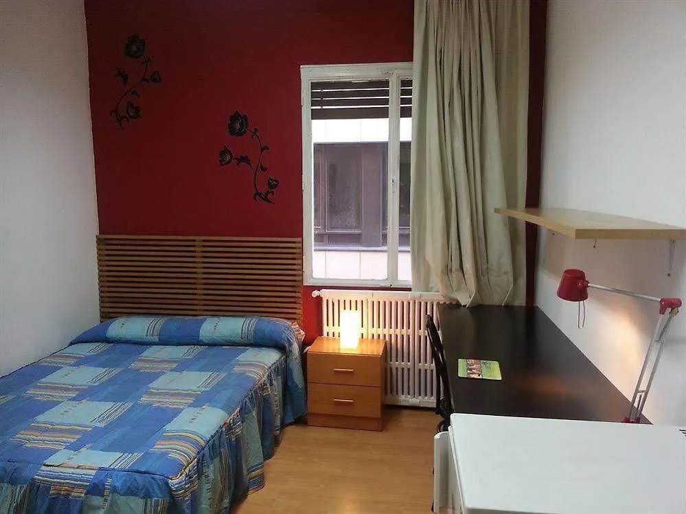 Apartment Residencia Universitaria San Marius- Muntaner Barcelona