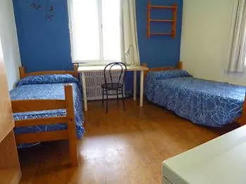 Residencia Universitaria San Marius- Muntaner Barcelona Apartment